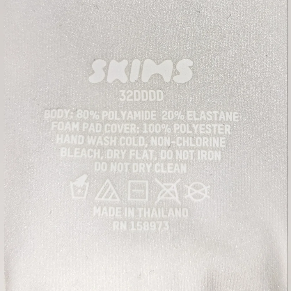 💕SKIMS Fits Everybody Lightly Lined Underwire Strapless Bra White MARBLE 32DDDD - Picture 7 of 12